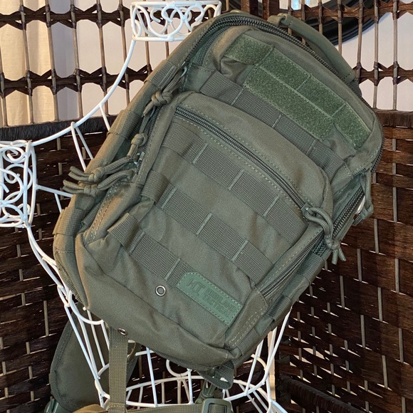 highland tactical Bags Nice Highland Tactical Eagle Sling Bag Poshmark